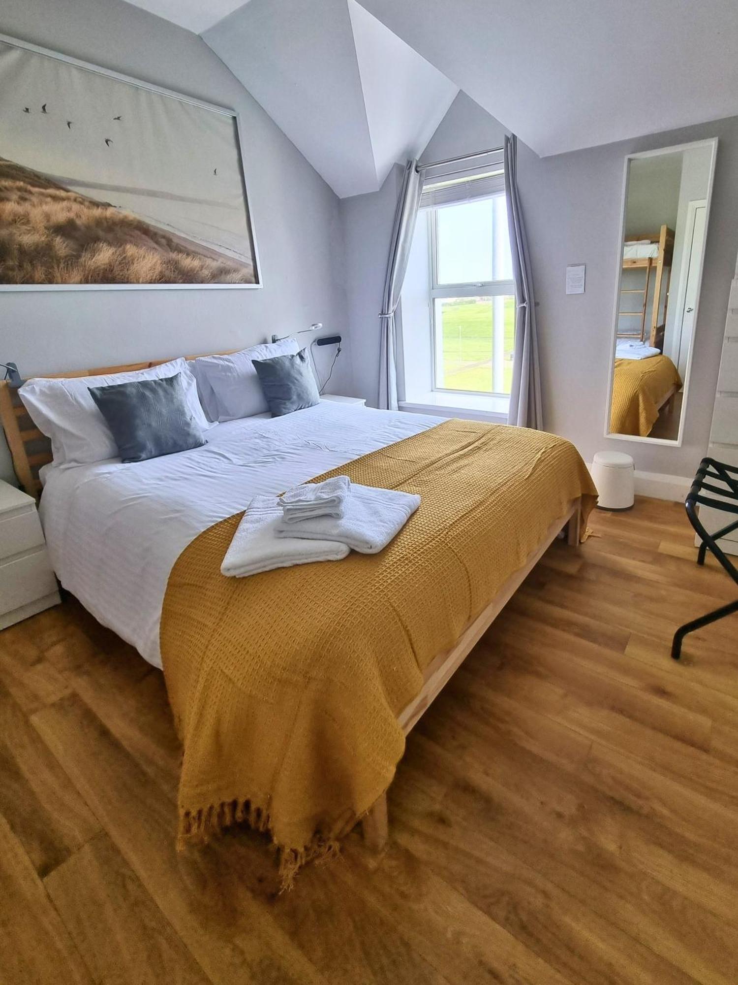 5 Dunluce Park - Portrush By The Sea Lägenhet Exteriör bild