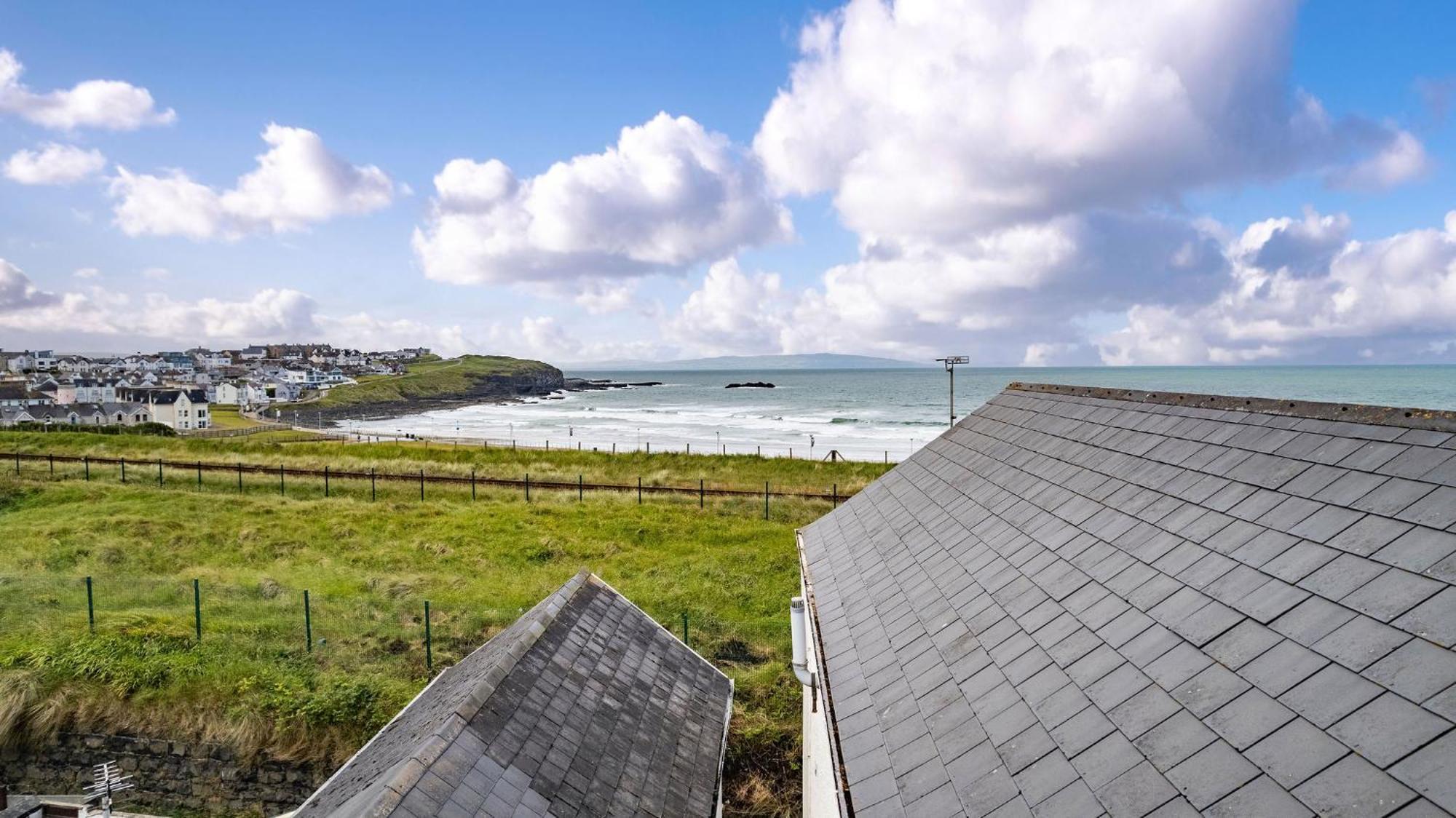 5 Dunluce Park - Portrush By The Sea Lägenhet Exteriör bild