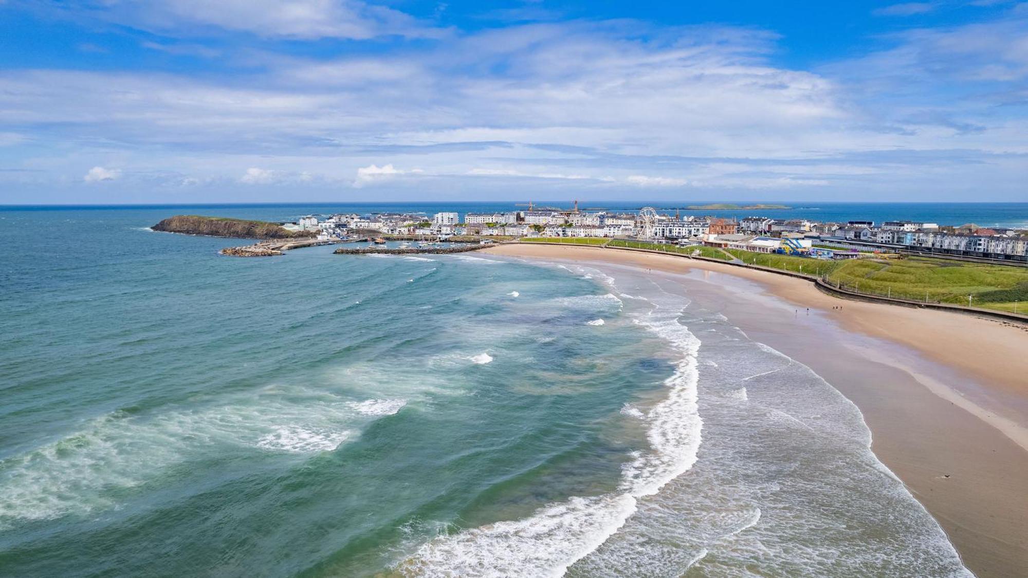 5 Dunluce Park - Portrush By The Sea Lägenhet Exteriör bild