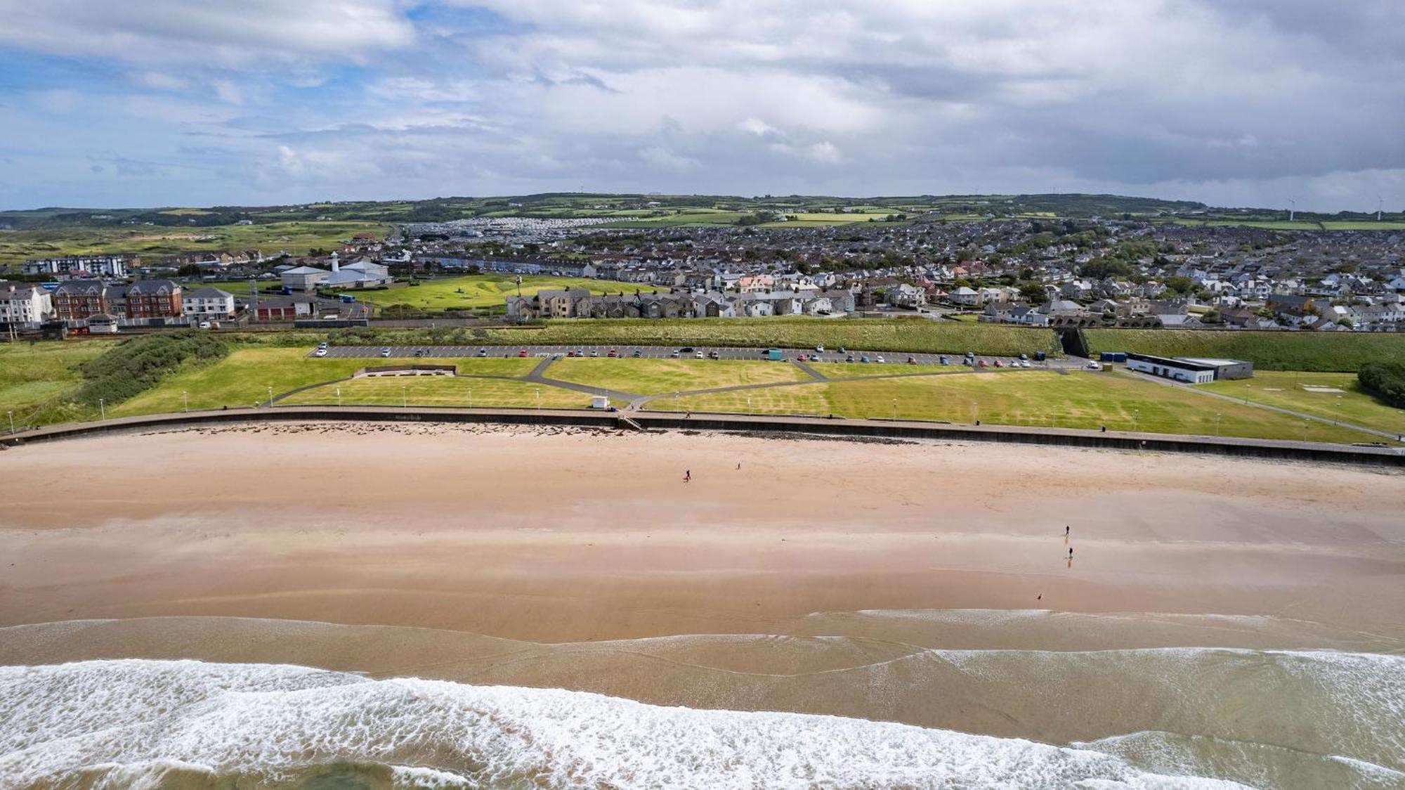 5 Dunluce Park - Portrush By The Sea Lägenhet Exteriör bild